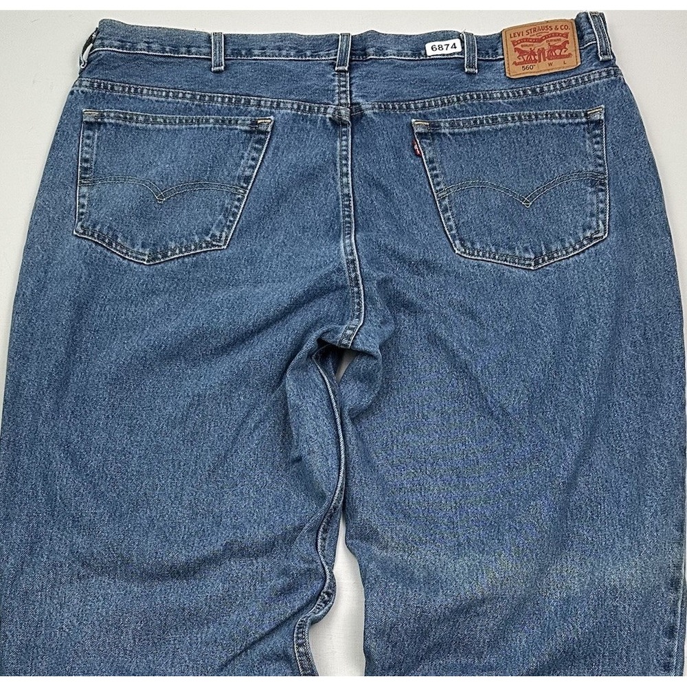 Levis 560 Jeans Men 46x29 Blue Medium Wash Y2K Comfort Relaxed Tapered Leg Denim